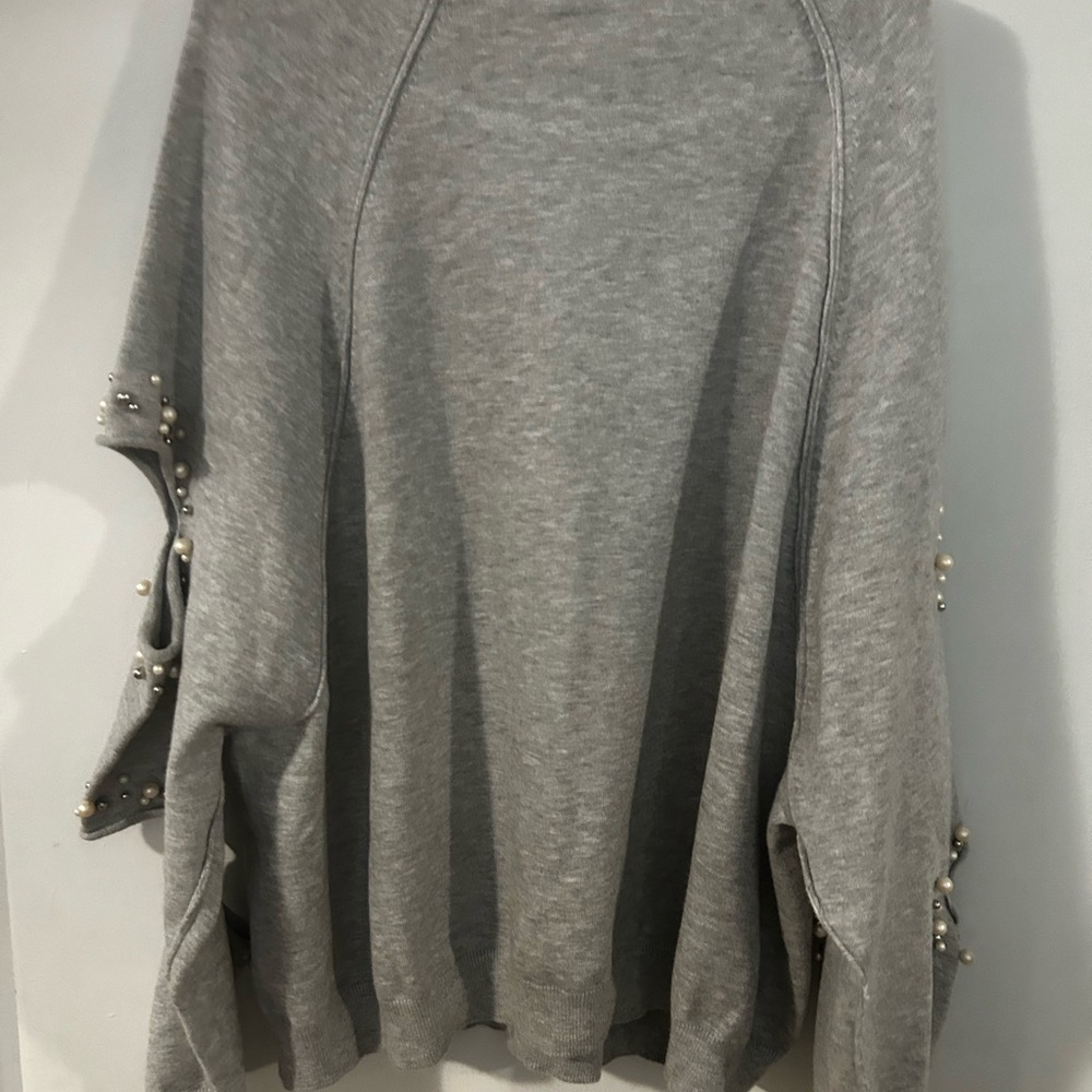 Woman used top size medium